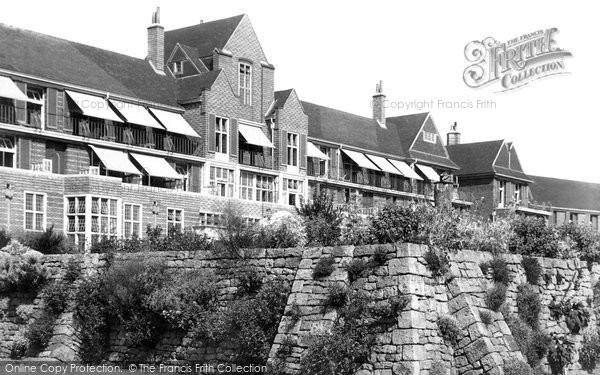 Photo of Midhurst, King Edward's Sanatorium, Wall Garden 1907