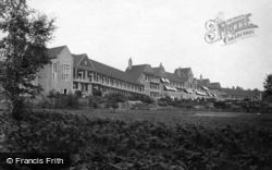 King Edward Vii Sanatorium From West 1913, Midhurst