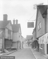 Lion Street 1933, Midhurst