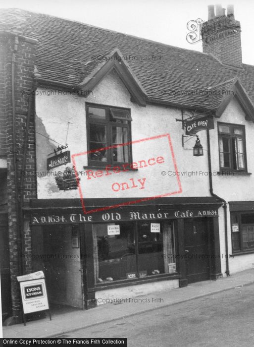 Photo of Midhurst, Manor House Café c.1960