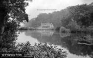 South Pond 1912, Midhurst
