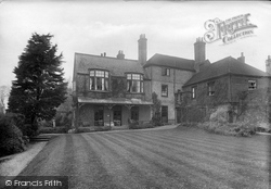 The Gatehouse 1923, Midhurst