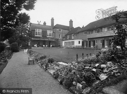 The Gatehouse Hotel 1931, Midhurst
