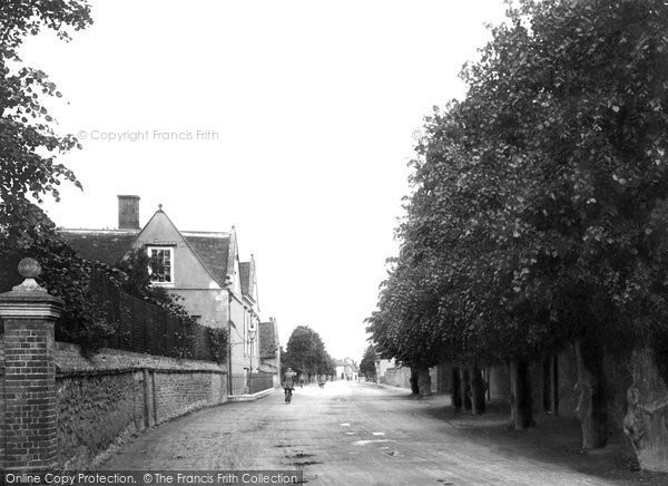 Photo of Mildenhall, West Street 1925