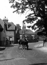 Horse And Carriage 1918, Milford