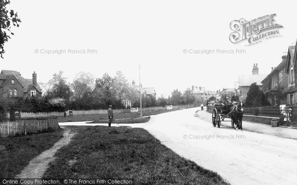 Photo of Milford, Portsmouth Road 1907