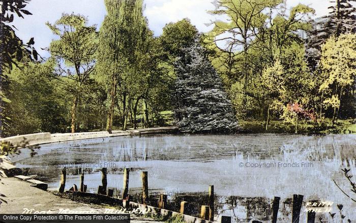 Photo of Mill Hill, Moat Mount c.1955