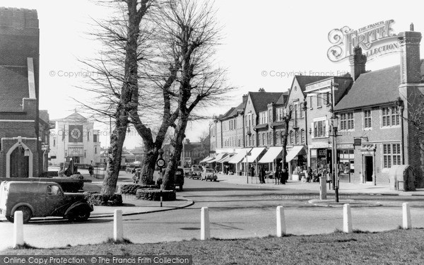 Photo of Mill Hill, The Broadway c.1955