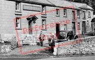 The Railway Hotel c.1955, Miller's Dale