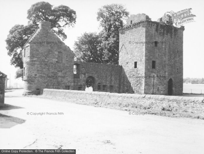 Photo of Milnathort, Burleigh Castle 1952