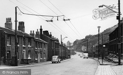 Manchester Road c.1955, Milnsbridge
