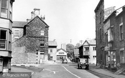 Cross Roads c.1955, Milnthorpe