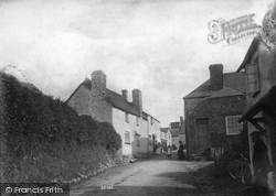The Village 1906, Milton Abbot