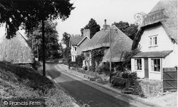 The Village c.1955, Milton Lilbourne