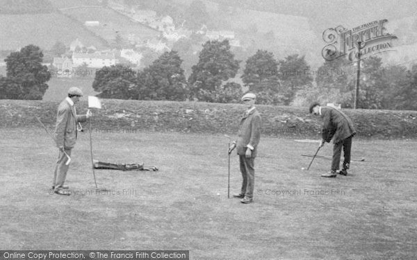 Photo of Minchinhampton, Playing Golf, 17th Hole 1910