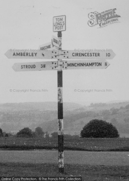 Photo of Minchinhampton, Tom Long's Post c.1960