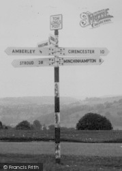 Tom Long's Post c.1960, Minchinhampton