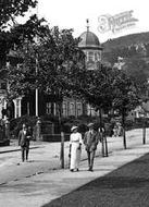 A Strolling Couple 1912, Minehead