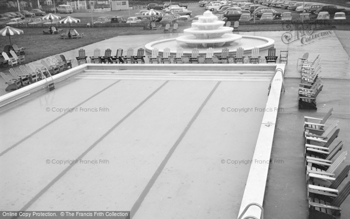 Photo of Minehead, Butlins, The Swimming Pool 1963