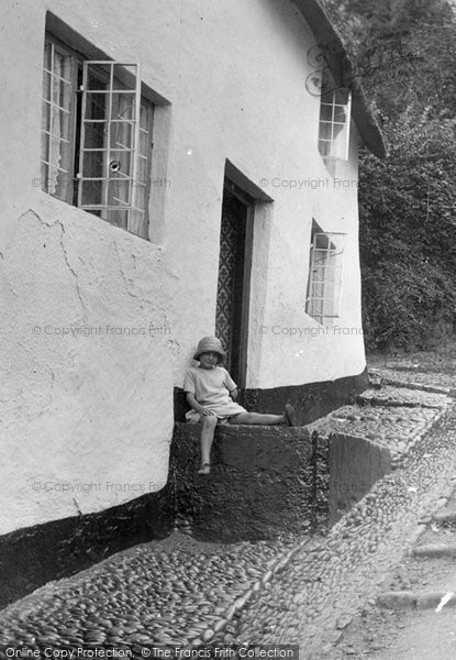 Photo of Minehead, Girl 1926