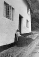 Girl 1926, Minehead