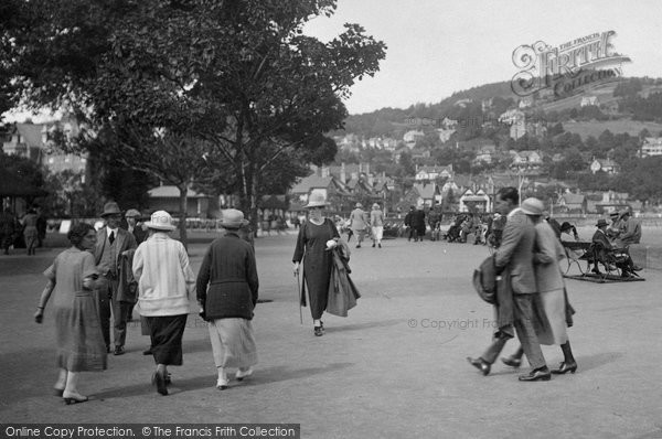 Photo of Minehead, Holiday Makers 1923