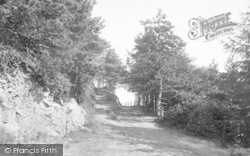 On North Hill 1900, Minehead