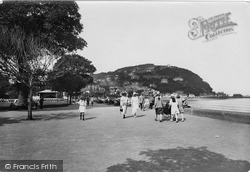 On The Promenade 1923, Minehead