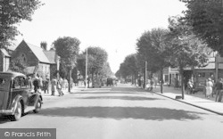 The Avenue 1950, Minehead