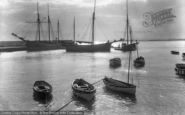 Photo of Minehead, The Harbour 1927
