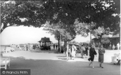 The Leafy Promenade 1939, Minehead