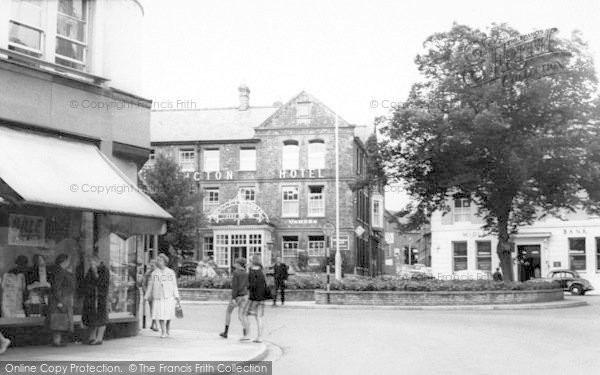 Photo of Minehead, The Roundabout c.1965