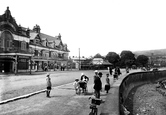 The Strand 1919, Minehead