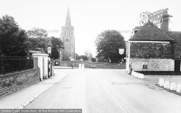 Photo of Minster In Thanet, St Mary's Church 1963