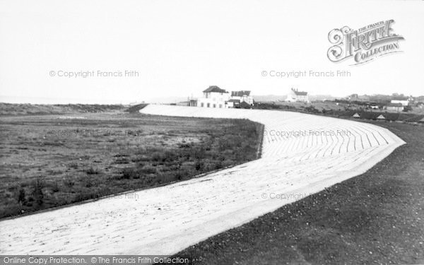 Photo of Minster, The Sea Wall, Scrapsgate 1955