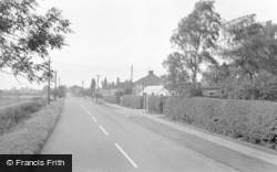 Fox Covert Road 1960, Misterton