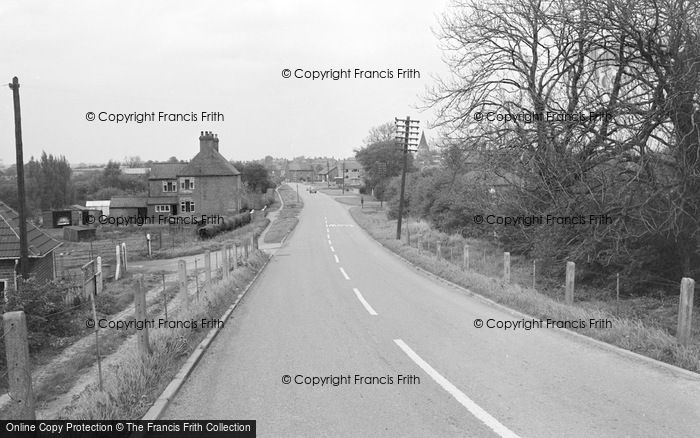 Photo of Misterton, Gringley Road 1964