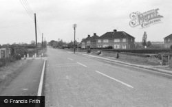 Grove Wood Road 1964, Misterton