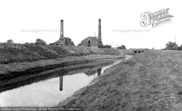 Photo of Misterton, Pump Houses On The River Idle, Soss Lane 1958
