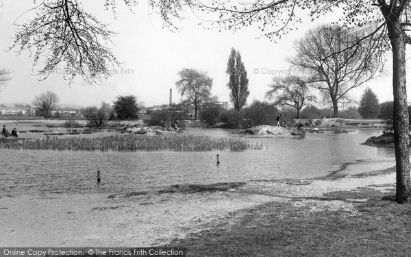 Photo of Mitcham, Seven Islands Pond c1960