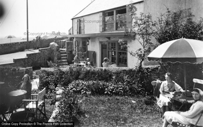 Photo of Moelfre, Ann's Pantry c.1946