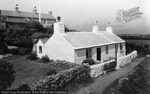 Photo of Moelfre, Gorlan Cottage c.1946