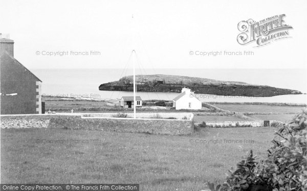 Photo of Moelfre, Molfre Island c.1936