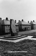 Daniel Owen Memorial c.1960, Mold