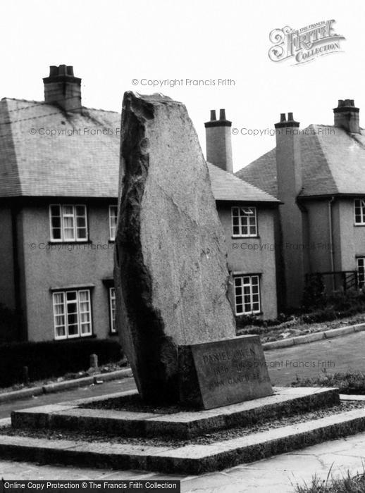 Photo of Mold, Daniel Owen Memorial c.1960
