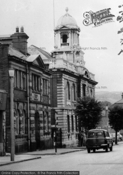Photo of Mold, Earl Road, Town Hall c.1960