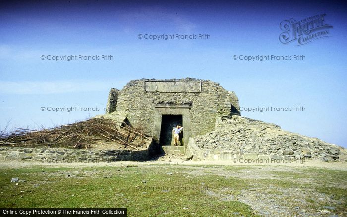 Photo of Mold, Moel Famau, Jubilee Tower c.1990