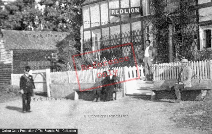 Photo of Monkland, People At The Red Lion Inn 1906