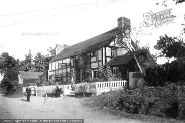 Photo of Monkland, The Red Lion Inn 1906