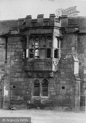 Grammar School, Jefferies'  Window 1898, Monmouth